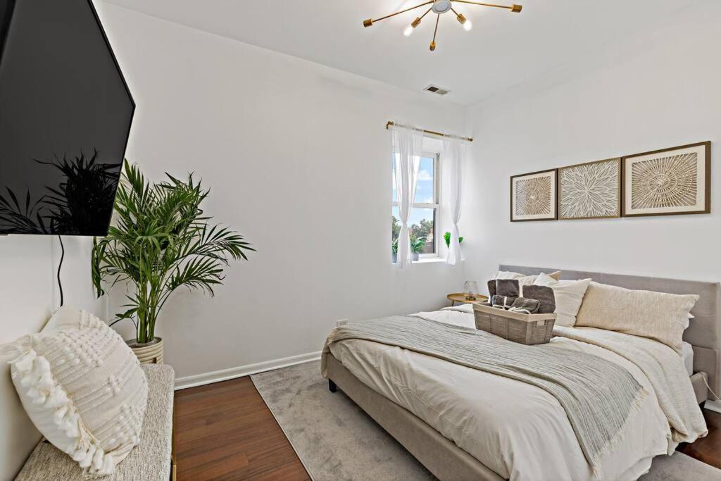 The Penthouse, Lux Stay Near Downtown, Uofc & Lake Chicago Exterior photo